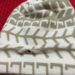The North Face Tan and White Knit Beanie Women’s and or Unisex